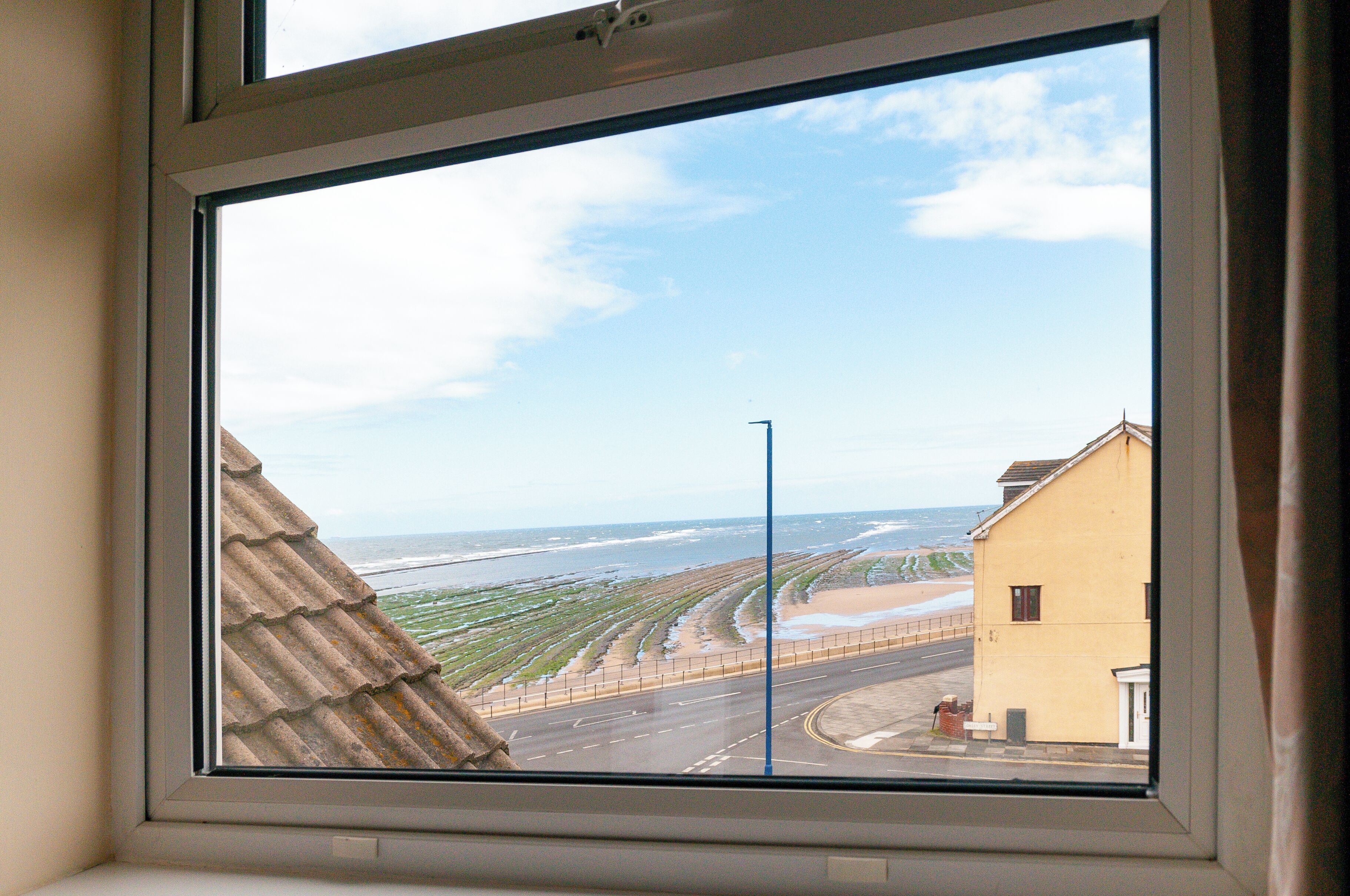 single room | 1 bedroom, desk, laptop workspace, blackout curtains