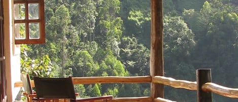 Casa de campo família, várias camas, vista para o rio (2) | Terraço/pátio