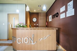 Reception - OYO Hotel El Ancla (Motril)