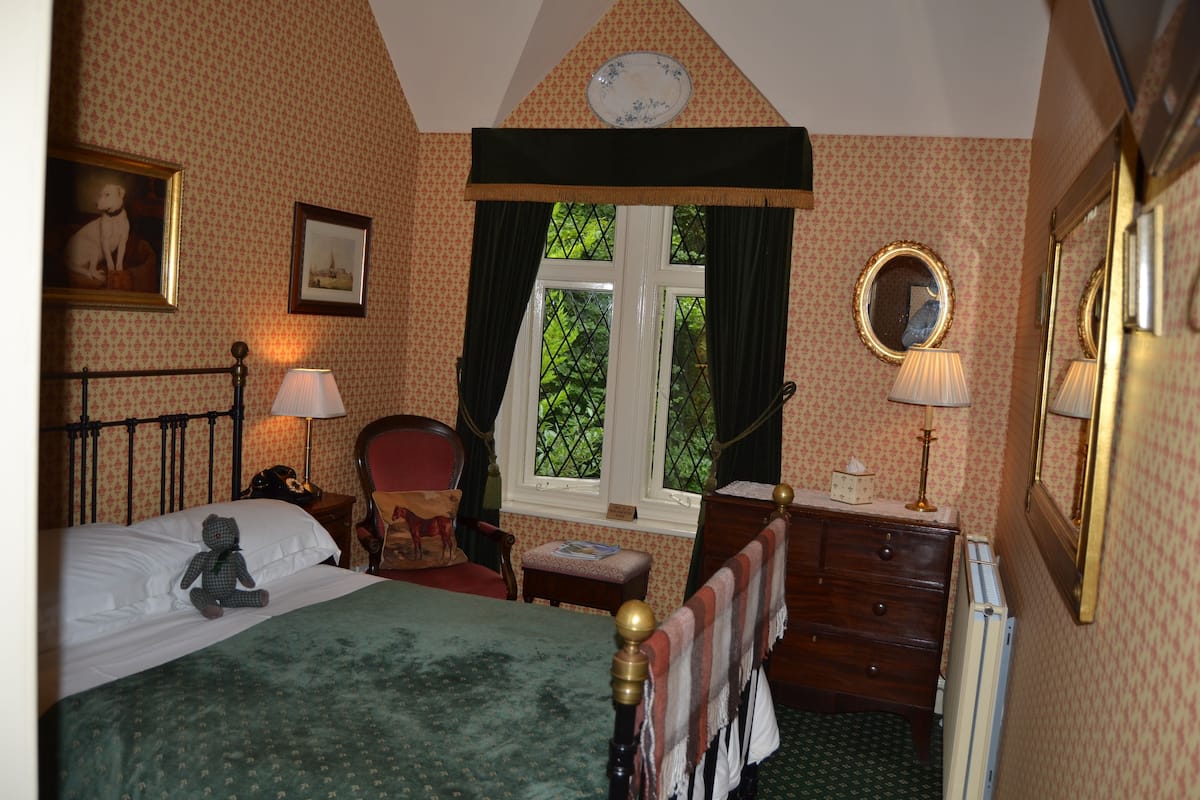 Double Room (Oak)