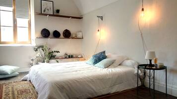 Luxury Double Room, Private Bathroom, Courtyard View (chambre romance)