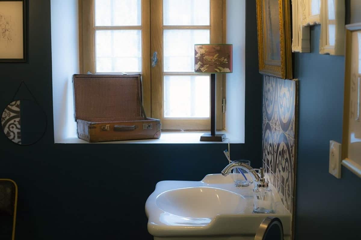 パノラミック 4 人部屋 専用バスルーム (Chambre sous les toits) | バスルーム