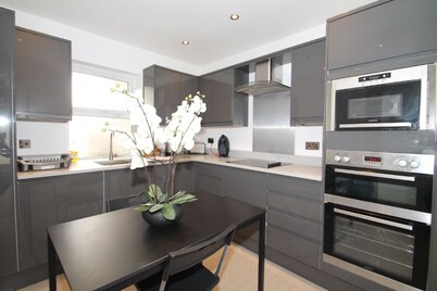 The Coulsdon Penthouse