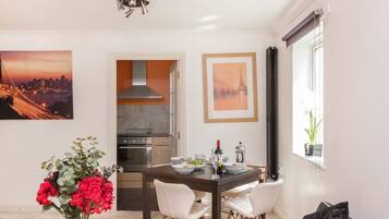 Luxury 2-Bedroom Apartment | Living area | Flat-screen TV