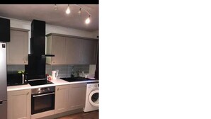Unclassified image, 3 of 3, button - The Fellmongers Apartment (Croydon)
