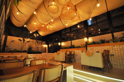 Mic Royal Hotel