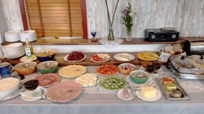 Daily buffet breakfast (EUR 25 per person)