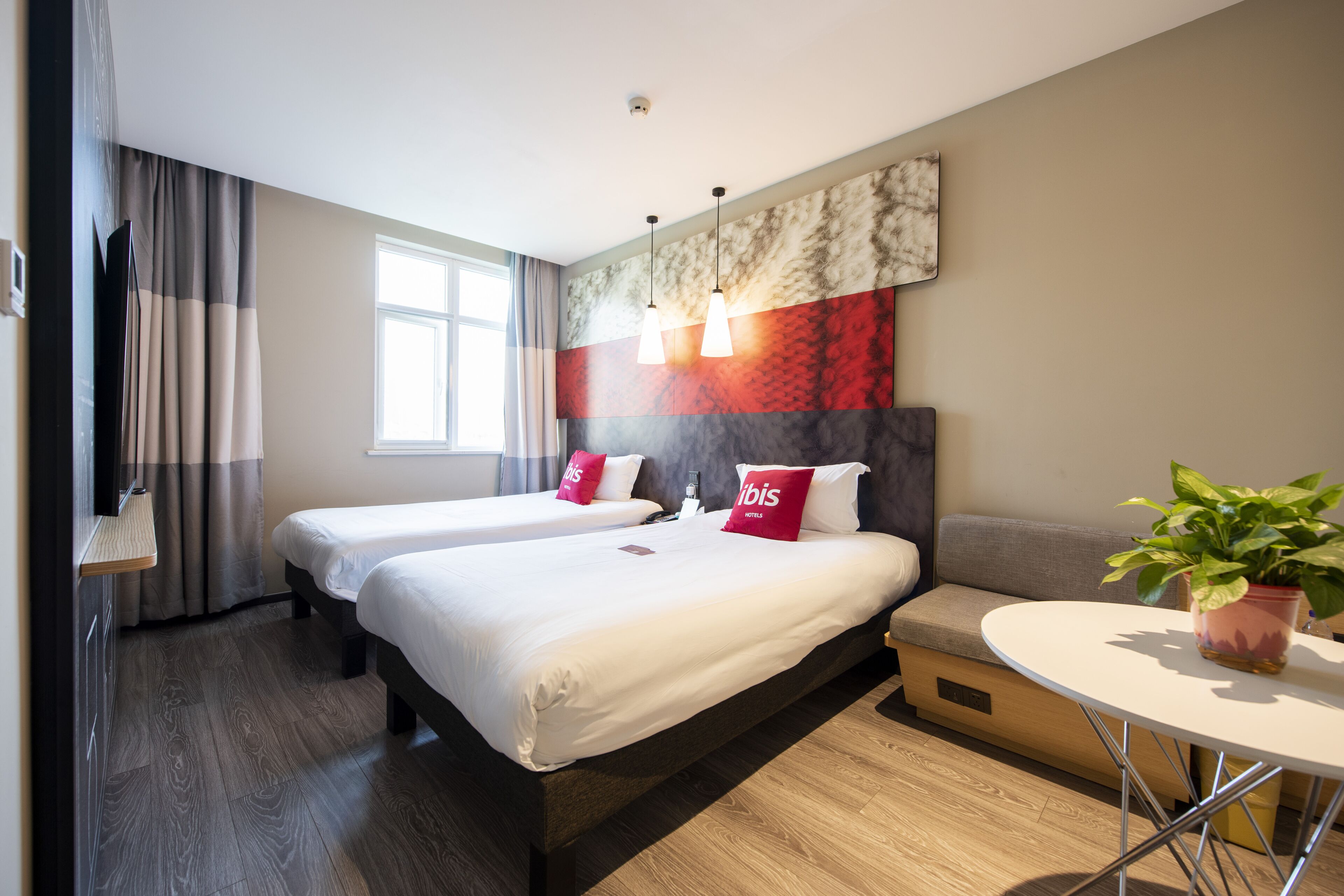 Twin Room | Individually furnished, blackout drapes, free WiFi, bed sheets