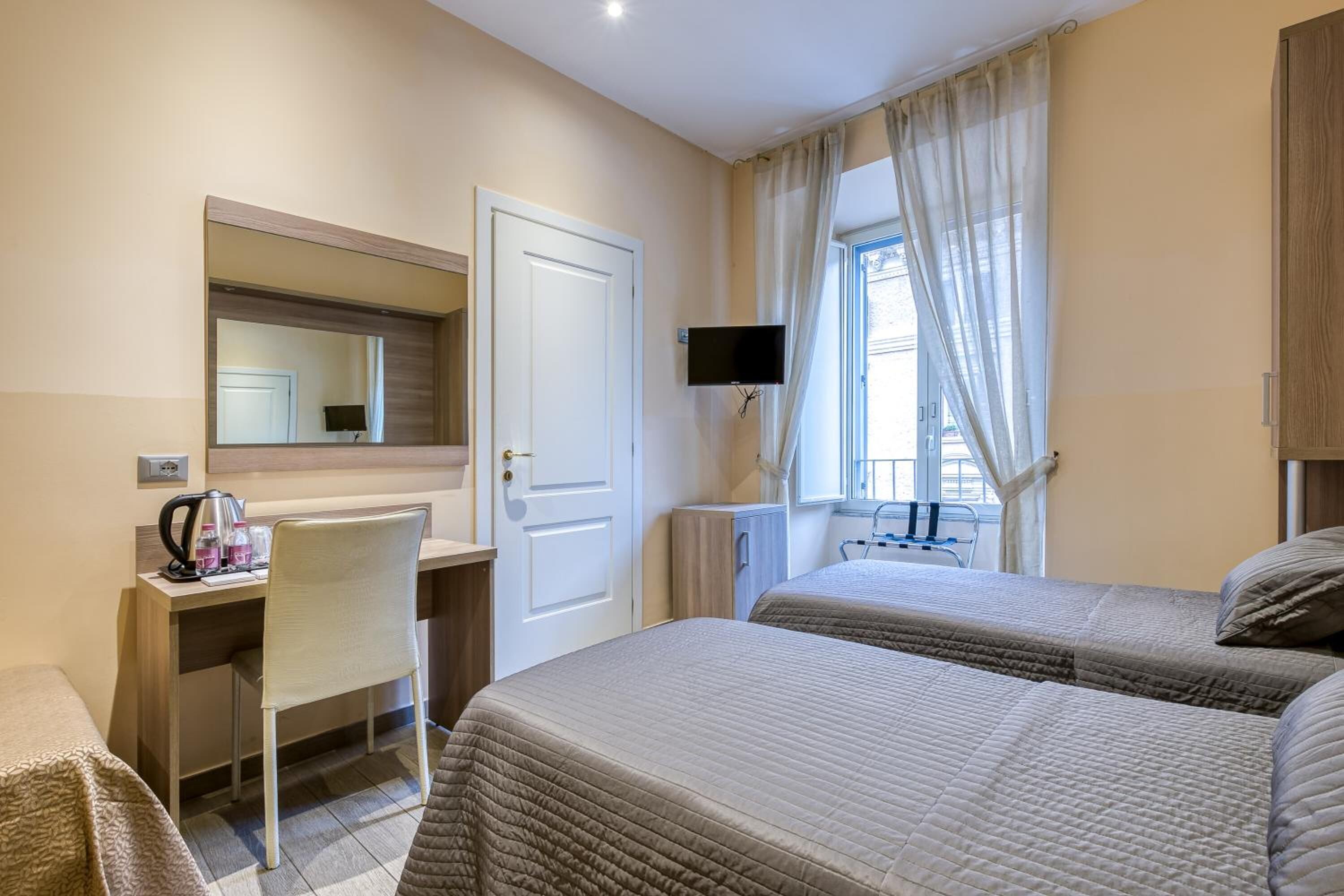 Photo - Catone Vatican Suites by Ghor