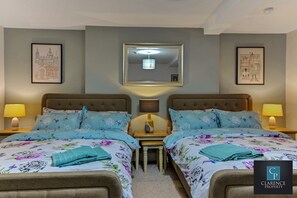 Espace de travail pour ordinateurs portables, système d’insonorisation