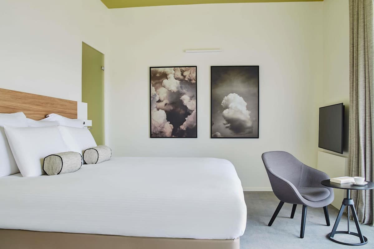 Premium bedding, minibar, in-room safe, individually decorated