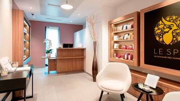 Couples treatment rooms, Turkish bath, body treatments, body wraps