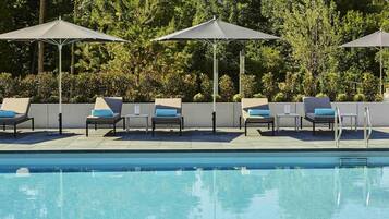 Couples treatment rooms, Turkish bath, body treatments, body wraps