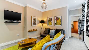 Living area | 39-inch Smart TV with digital channels, TV, Netflix