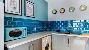 Unclassified image, 4 of 34, button - Riverside Apartment (Londonderry)