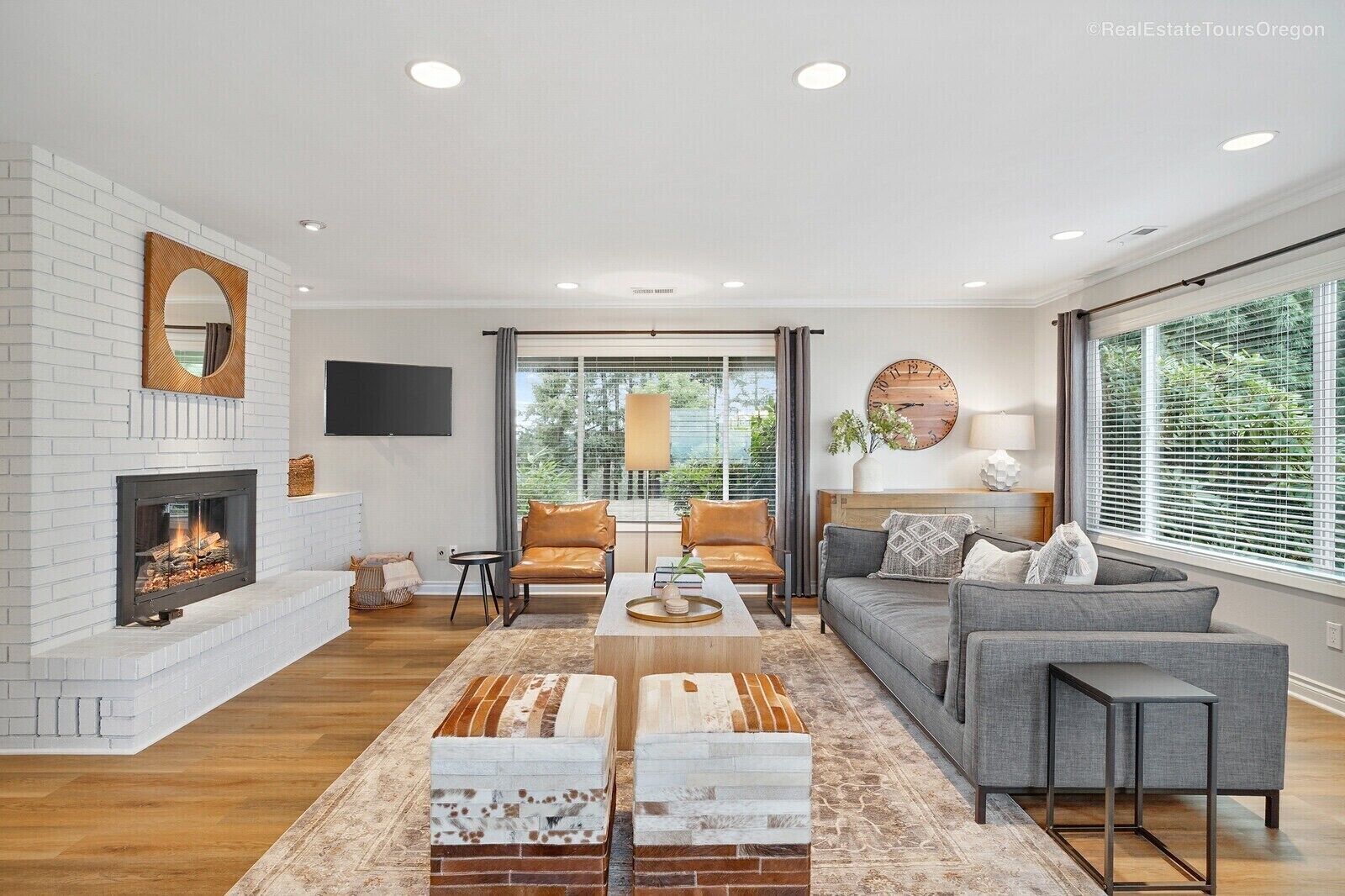 3BR Oregon Wine Country Home - Vineyard and Mountain Views