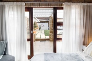 클래식 더블룸 | 정원 전망