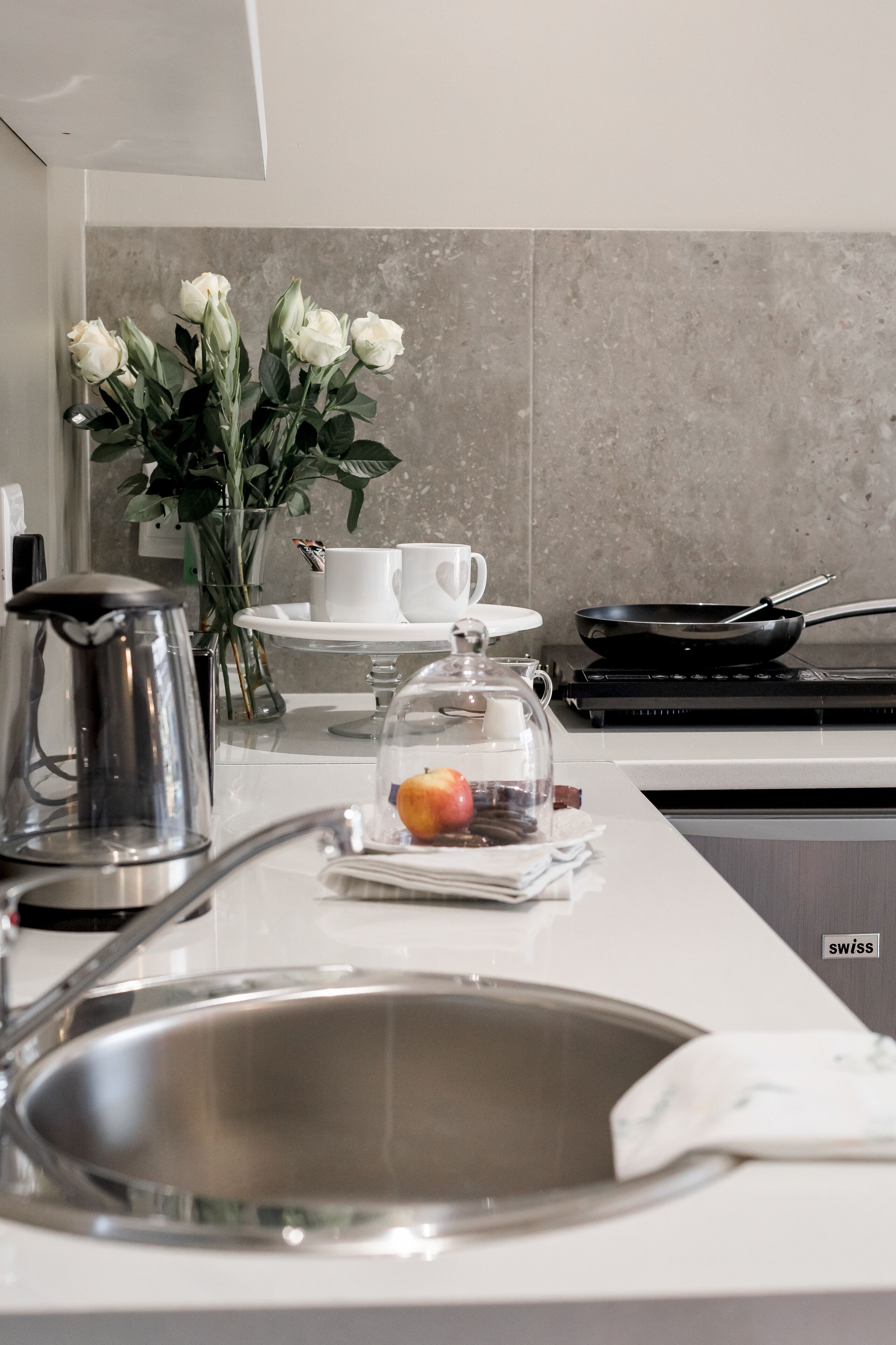 Room (Natalie) | Coffee and/or coffee maker