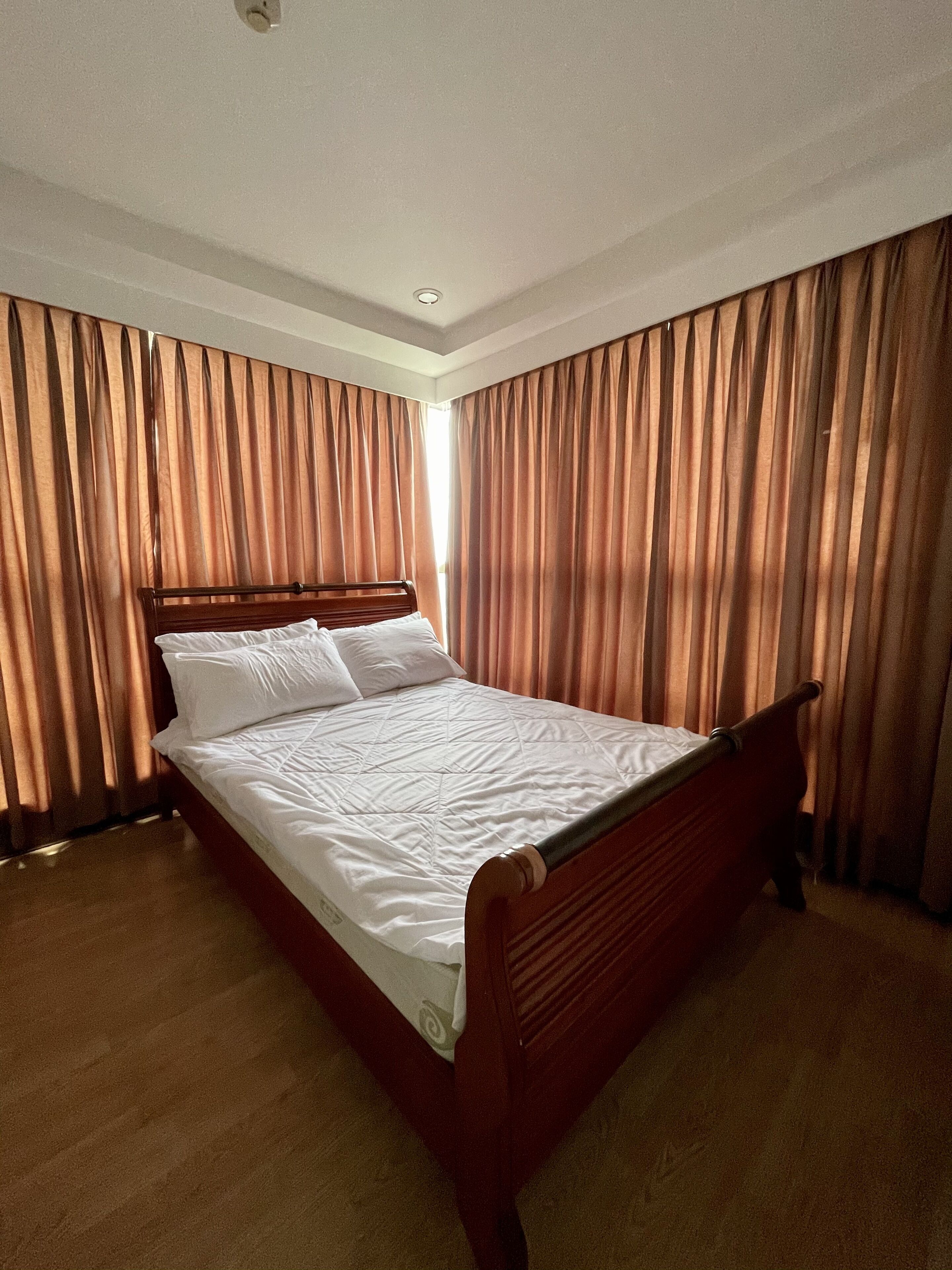 Two Bedroom Family Suite near Picnic Grove Palace in the Sky