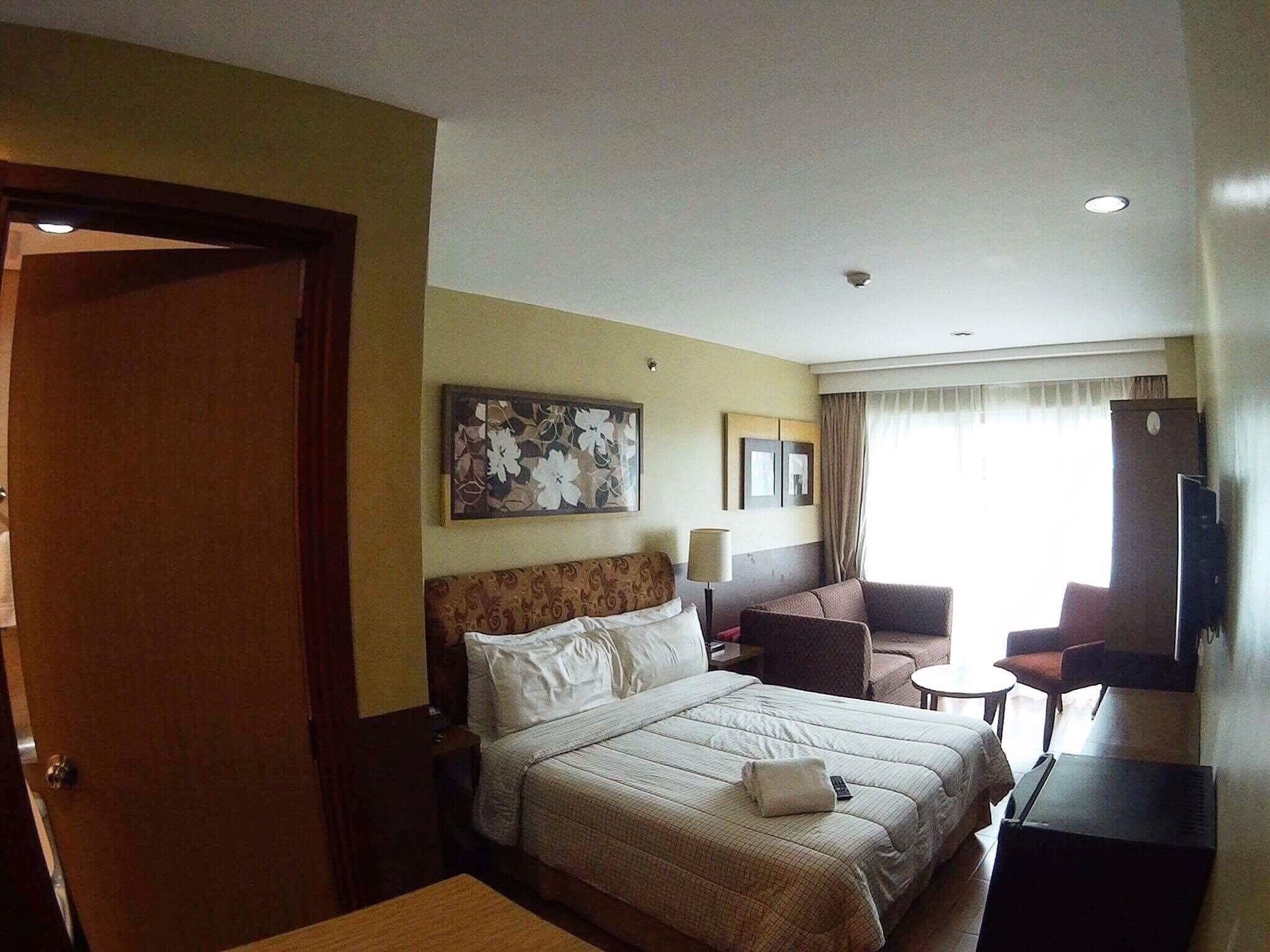 Hotel-Type Ambiance: Studio Unit Condo