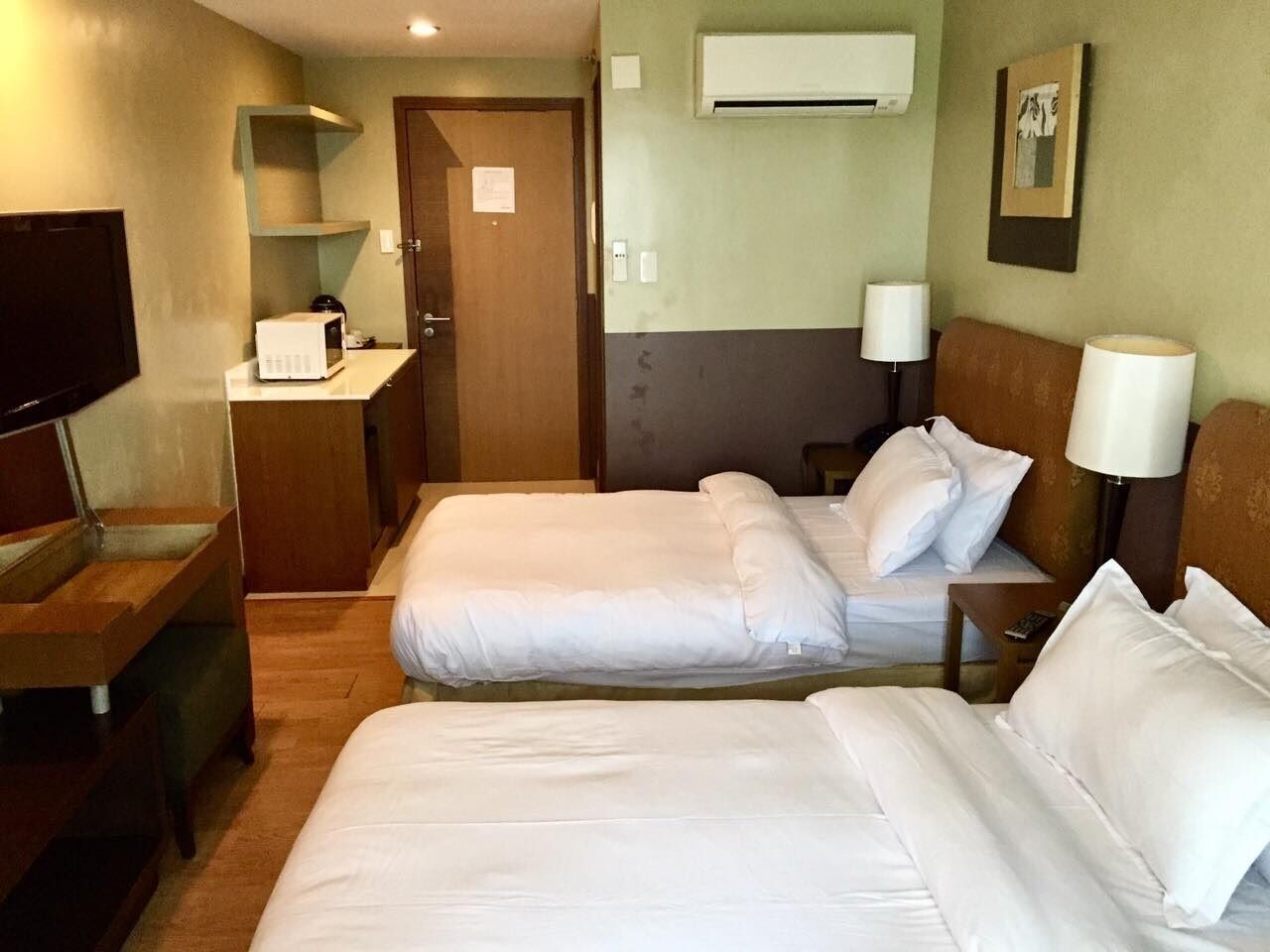 Studio Twin Bed Condotel - Hotel Quality