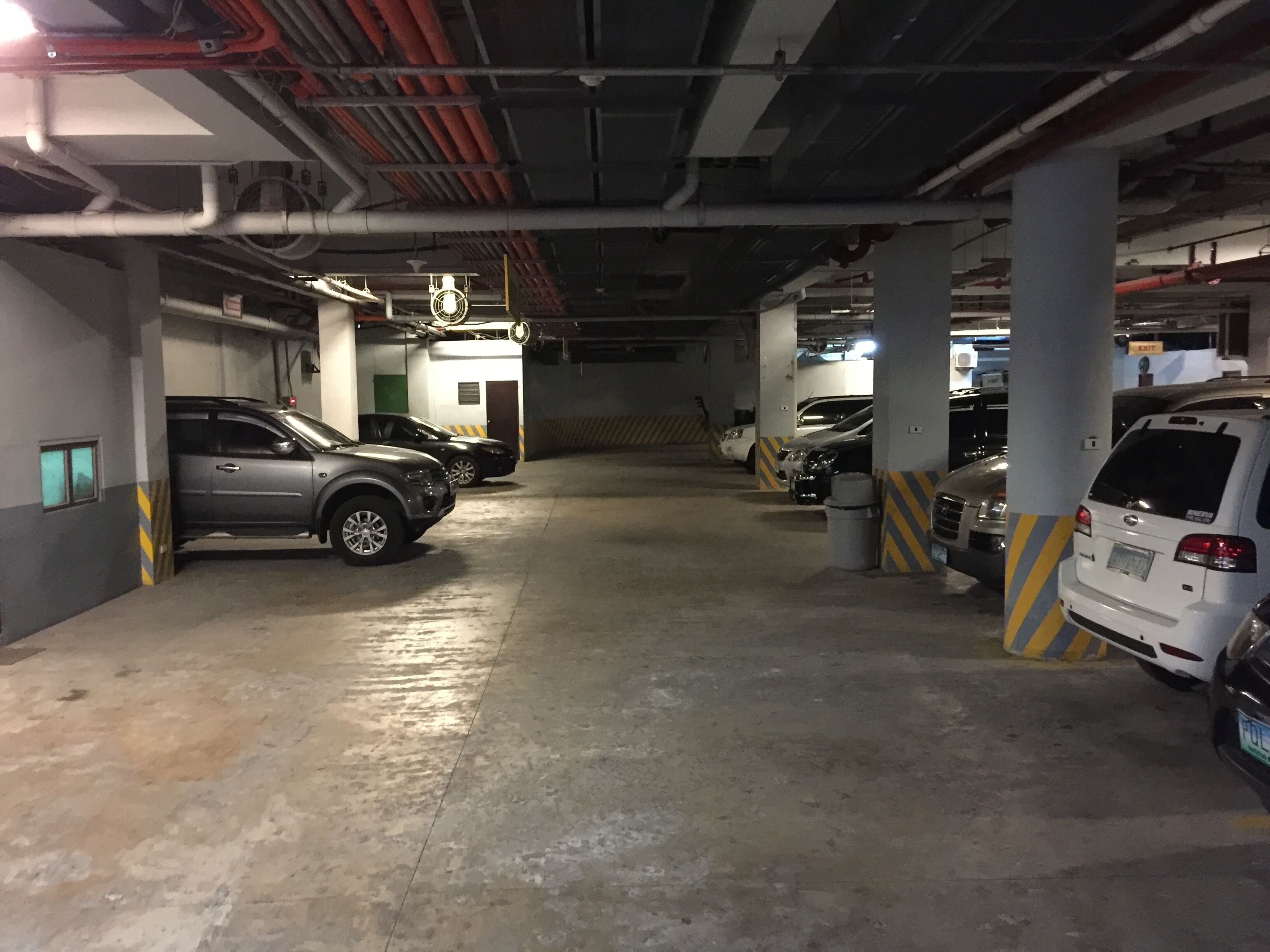 Studio Twin Bed Condotel - Hotel Quality