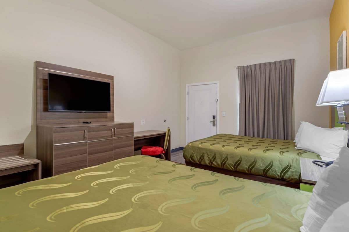 1 bedroom, free cribs/infant beds, free WiFi, bed sheets
