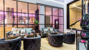 Zona de estar del vestíbulo