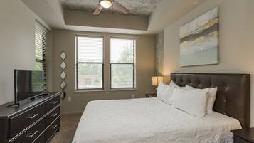 Apartment, 1 Bedroom, Kitchen | Iron/ironing board, free WiFi, bed sheets