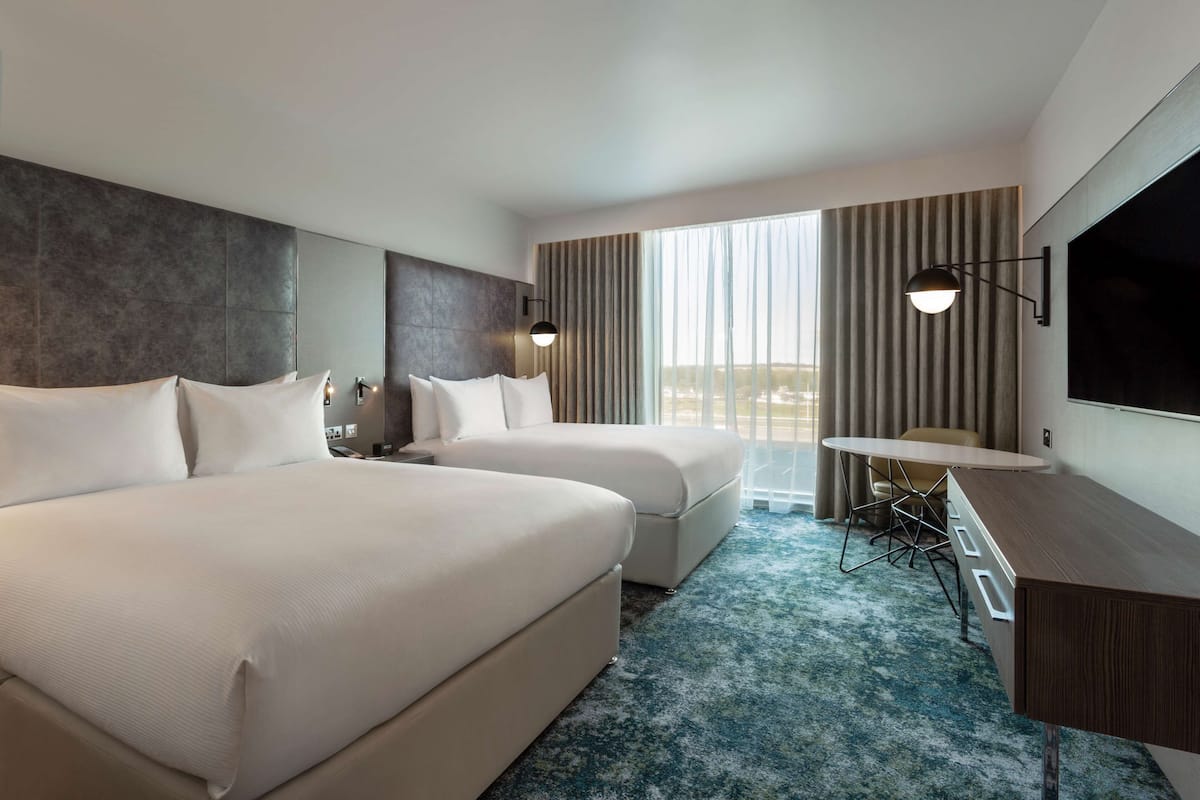 1 bedroom, premium bedding, pillow-top beds, minibar