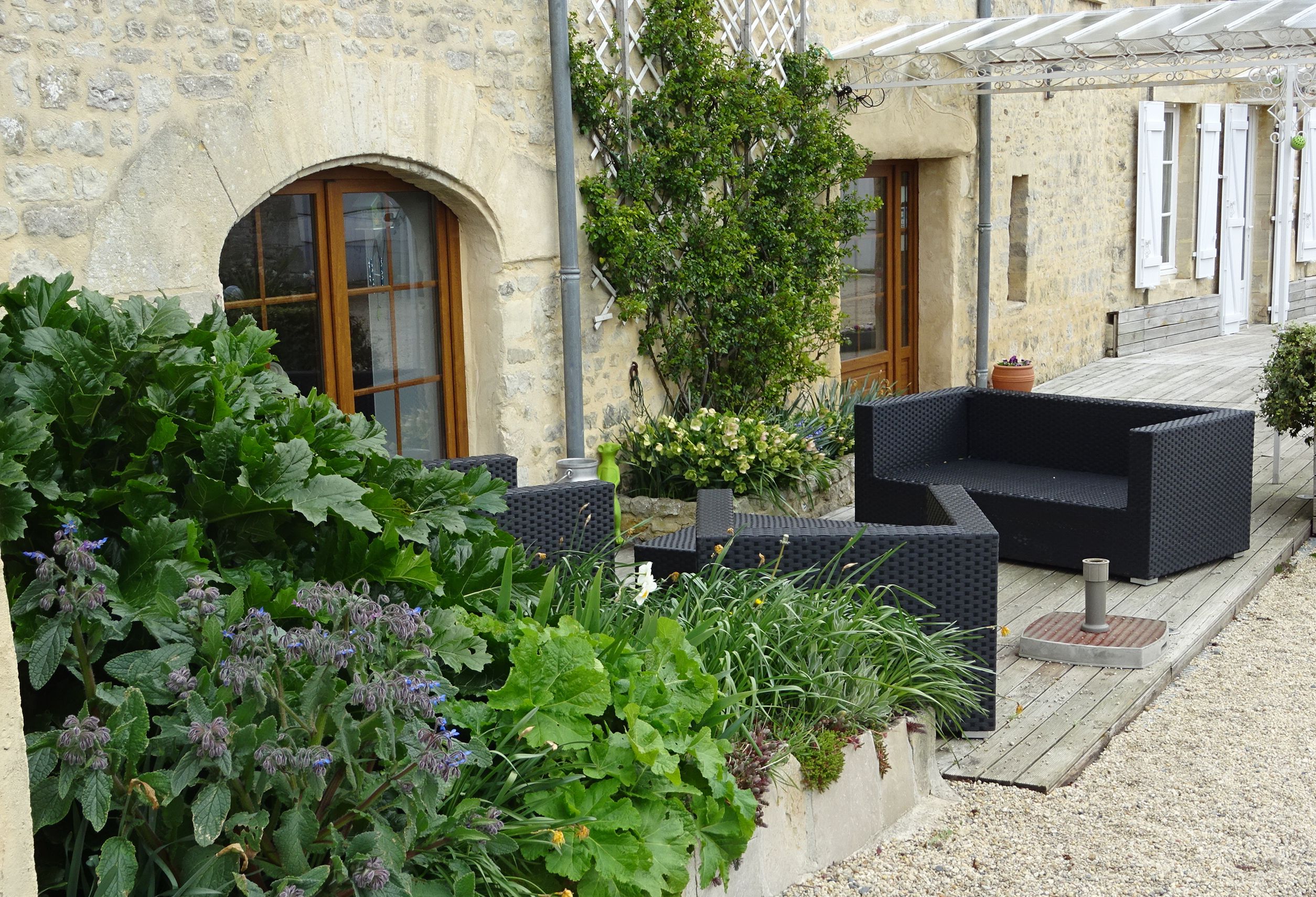 Vista frontal de la propiedad