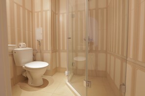 Luxury Apartment, 1 Bedroom | Bathroom | Shower, hair dryer, towels, shampoo - Luxury Apartment in Anastasia Palace (Sunny Beach)