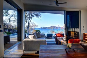 Casa de lujo, varias camas, no fumadores, vistas al mar | Terraza o patio