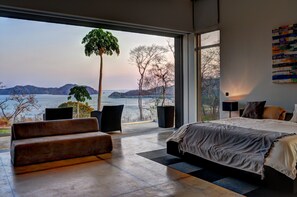 奢華獨棟房屋, 多張床, 非吸煙房, 海景 | 起居區 | 平面電視