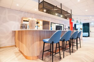 Bar (en el alojamiento)