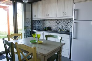 Casa familiar, vista al mar | Servicio a la habitación