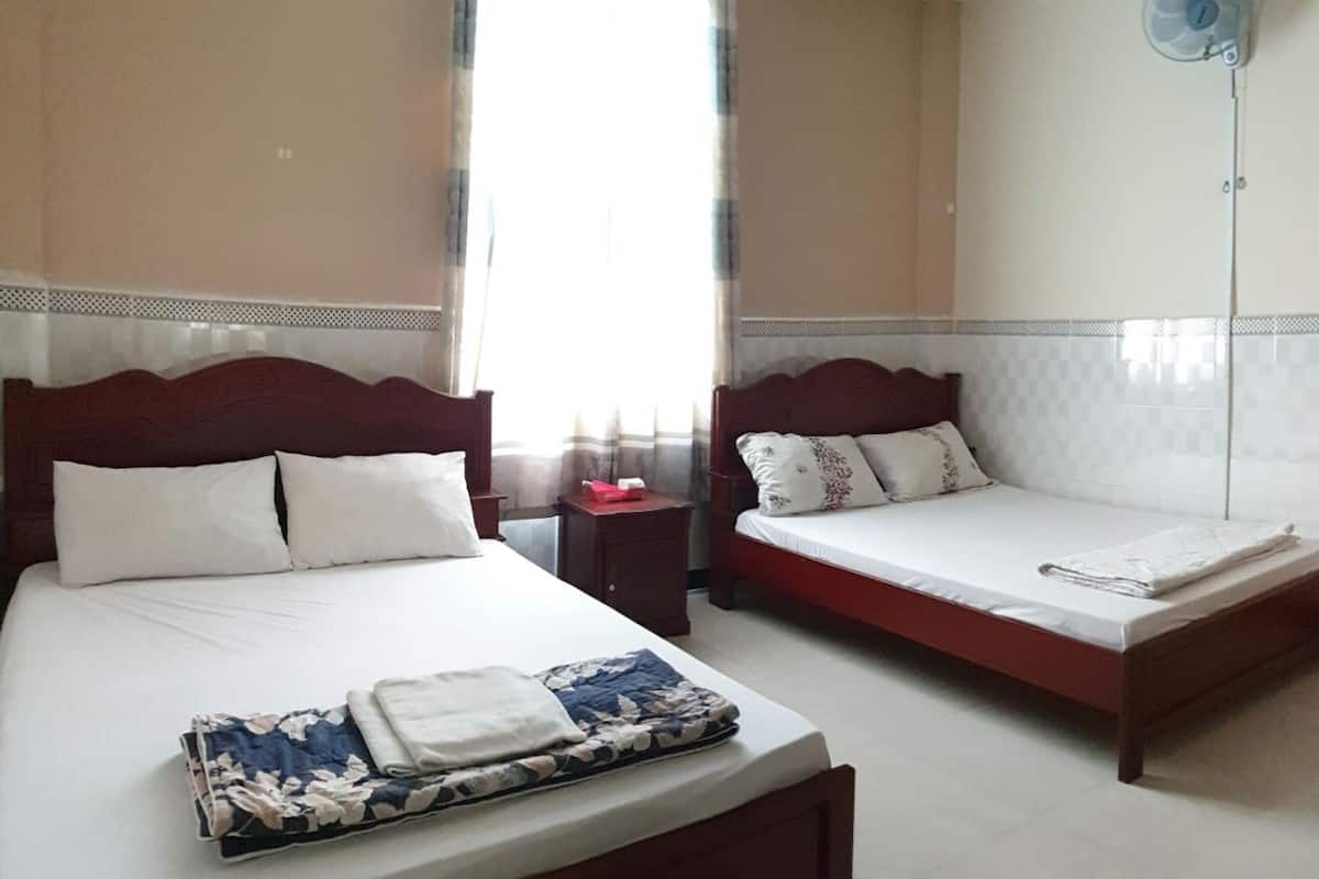 Kamar Quadruple Basic | Wi-Fi gratis