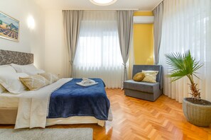 3 camere, una cassaforte in camera, ferro/asse da stiro