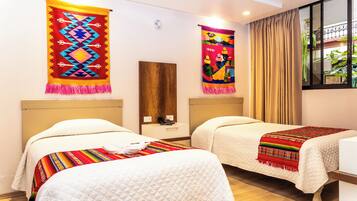 Caja de seguridad en la habitación, cortinas blackout y wifi gratis