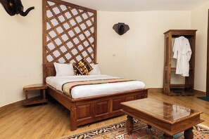 Standard Double Room, Garden View | Free WiFi - Forest Park Resort (Buloba)