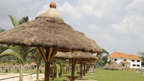 Garden - Forest Park Resort (Buloba)