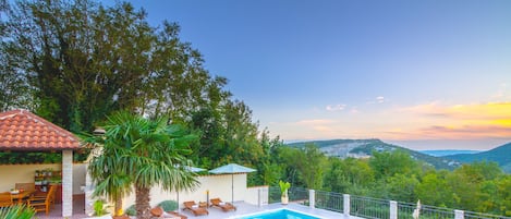 Piscina a l'aire lliure