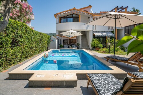 Petra in Bibinje (Haus für 6-8 Personen)