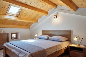 1 bedroom, iron/ironing board, WiFi, bed sheets - Holiday home Orihi * 2000 m2 fenced garden, covered terrace, BBQ (Barban)