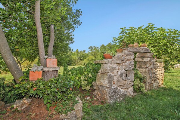 Property grounds - Jakov in Županići (Haus für 2-4 Personen) (Nedešćina)