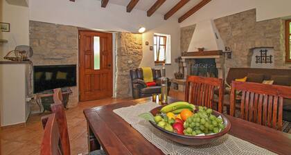 Jakov in Županići (Haus für 2–4 Personen)