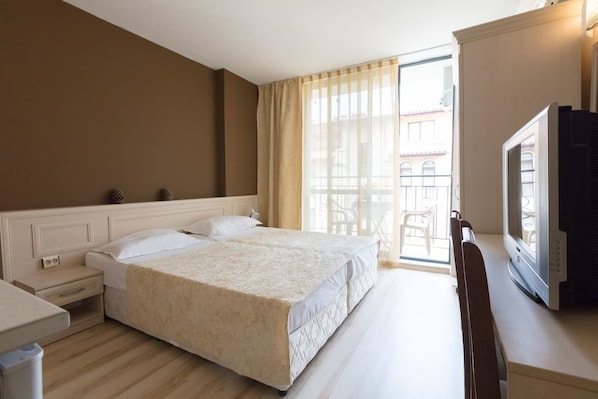 Iron/ironing board, cots/infant beds, free WiFi, bed sheets