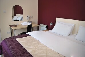 Bungalow, 1 slaapkamer | 1 slaapkamer, een bureau, geluiddichte muren, gratis wifi