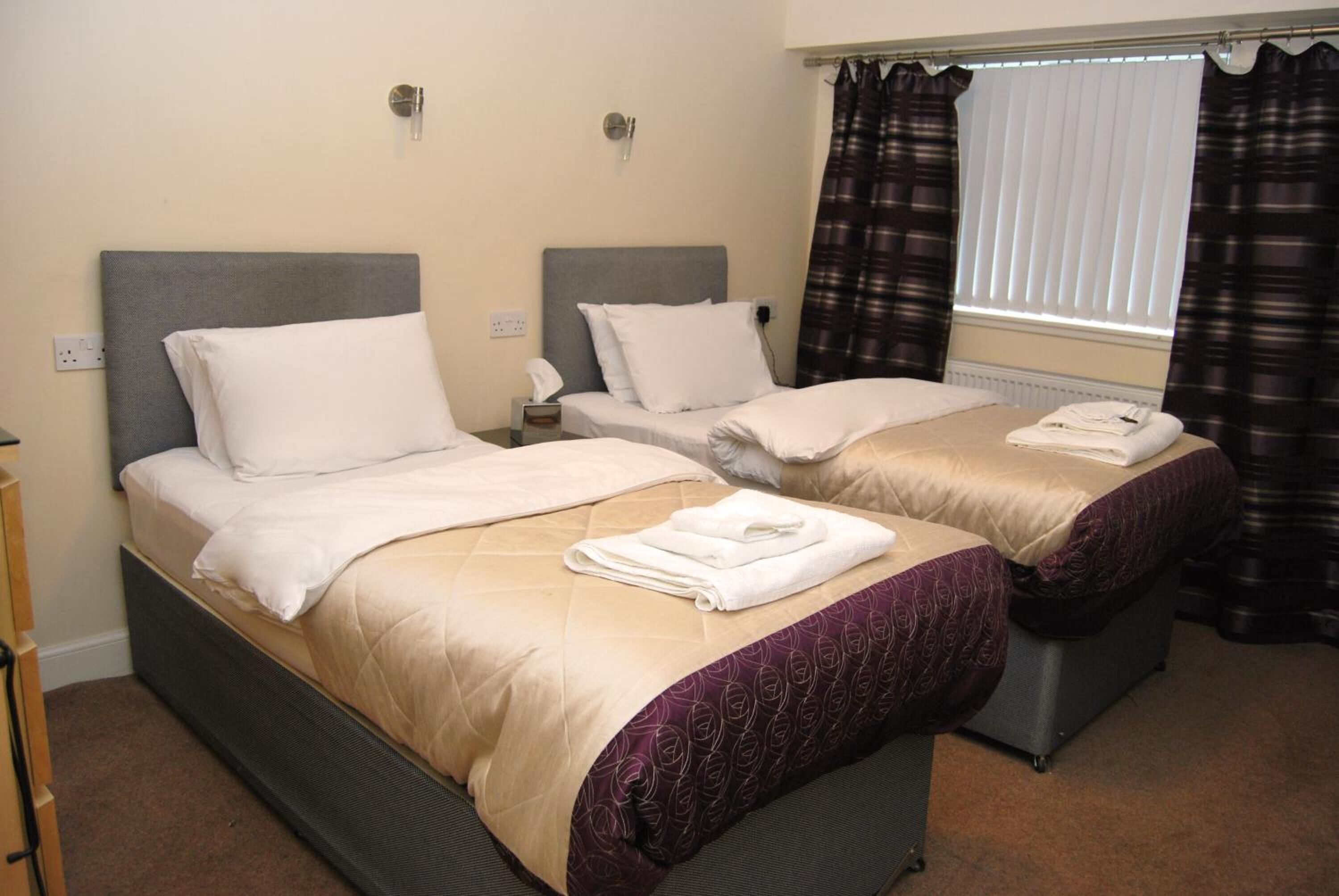 1 bedroom, desk, soundproofing, free wifi