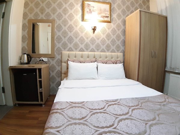 Standard-Doppelzimmer | 1 Schlafzimmer, kostenloses WLAN, Bettwäsche